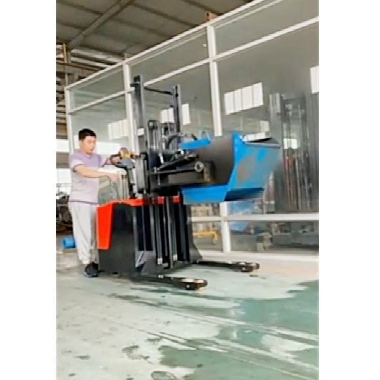 步行式電動(dòng)廢料箱夾抱傾倒車(chē)